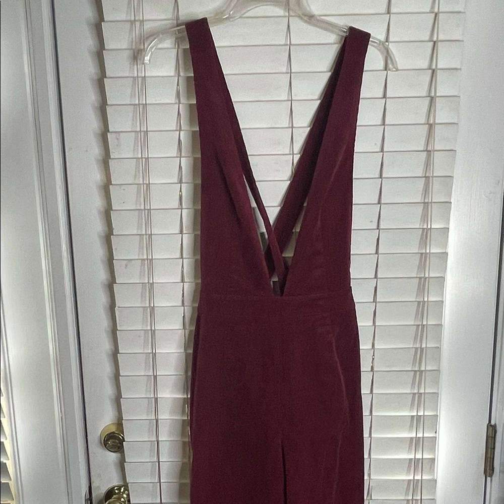 Forever 21 - Medium - Burgundy/Cream trim